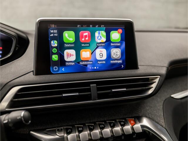 Peugeot 5008 1.2 PureTech GT-Line Luxe 7 Persoons (PANORAMADAK, APPLE CARPLAY, NAPPA LEDER, MEMORY SEATS, STOELVERWARMING, SPORTSTOELEN, 360 CAMERA, KEYLESS, LED KOPLAMPEN, MASSAGE, NIEUWSTAAT)