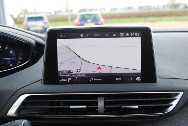 Peugeot 5008 1.2 PureTech Premium Avantage 7P/Trekhaak/Pano/N.A.P.