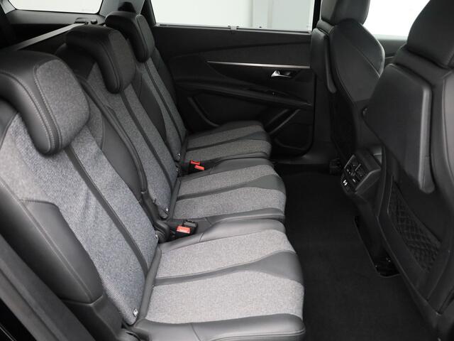 Peugeot 5008 1.2 PureTech 130 PK Automaat Allure 7-Pers. | 360° | KEYLESS | STOELVERWARMING
