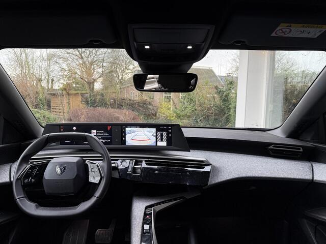 Peugeot 5008 1.2 Hybrid 145 Allure | Climate & Cruise Control | 7-Zitter | Achteruit Rijd Camera | AppleCarplay/ Android Auto |