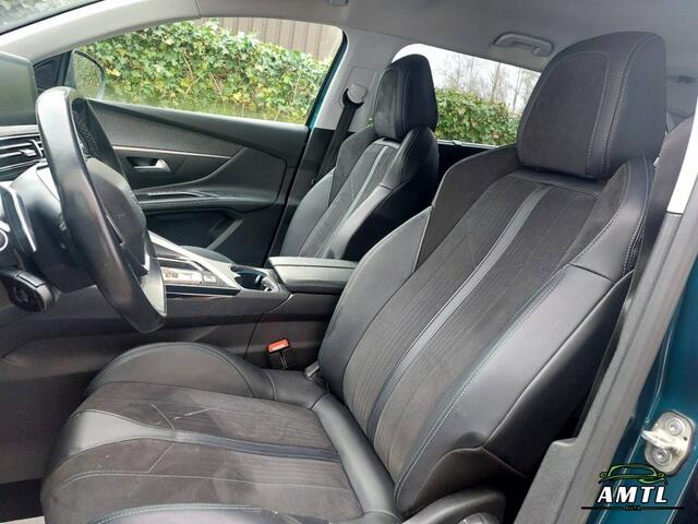 Peugeot 5008 - 1.2 PureTech Crossway