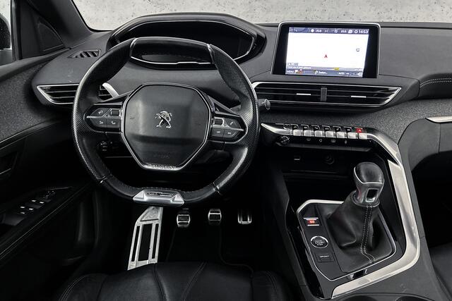 Peugeot 5008 1.2 PureTech Blue Lease GT-Line | Afneembare trekhaak | Lederen bekleding