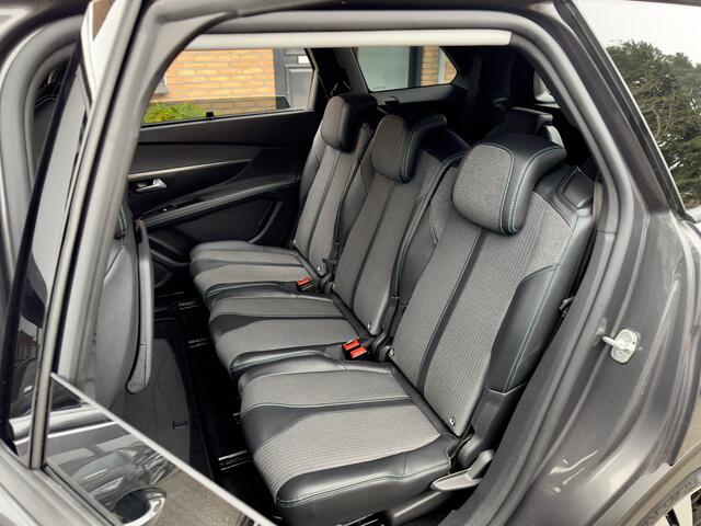 Peugeot 5008 1.2 AUT8 PURETECH ALLURE PACK. 7PERS LEDER NAVI CAMERA APPLE-CARPLAY DIGI-DASH LED LMV PDC