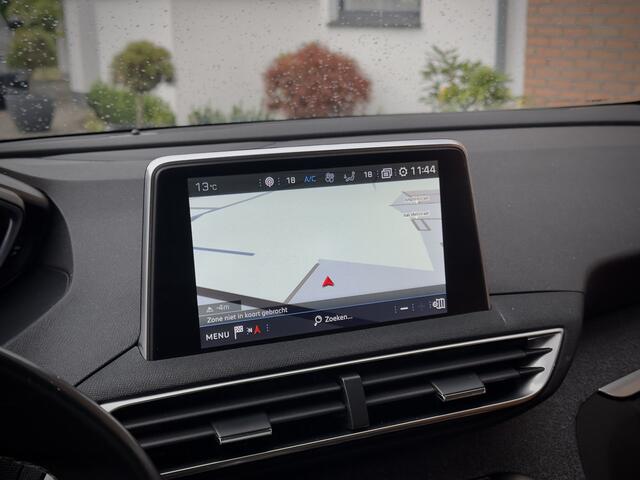 Peugeot 5008 1.6 AUT8 PURE-TECH BLUE PREMIUM PANODAK 7PERS LEDER NAVI CAMERA DIGI-DASH APPLE-CARPLAY LED LMV PDC