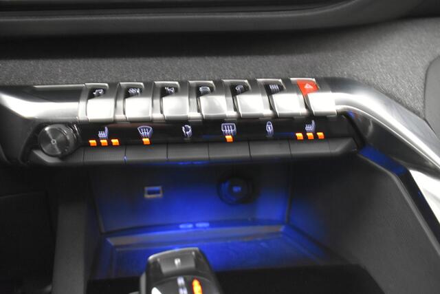 Peugeot 5008 1.2 PureTech BL Premium 7p Avant Panodak Camera EL aKlep Winterpack