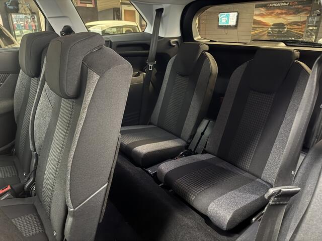 Peugeot 5008 1.2 Executive | 7Pers. | Afn. Trekhaak | Camera | Nap |