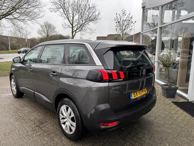 Peugeot 5008 1.2 PureTech Blue Lease Executive NL-Auto, 7 Personen, Navigatie, Parkeerhulp A., Cruise Controle, Draadloos tel. opladen, Climate controle, All Seasons banden.