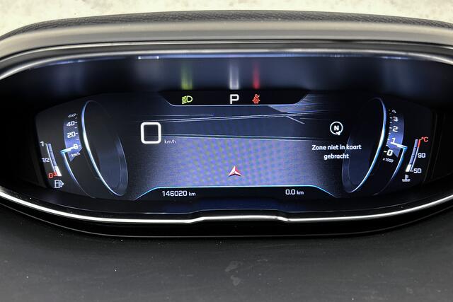 Peugeot 5008 1.2 PureTech Allure Avantage | Camera | Half leder | Trekhaak | Navigatie