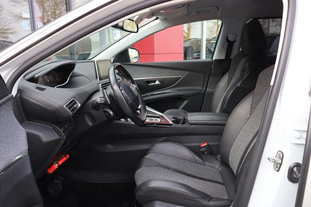 Peugeot 5008 1.6 e-THP Automaat Blue Lease Premium | 7-persoons | Origineel NL | Camera | Virtual Cockpit | Trekhaak |