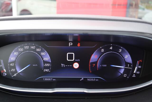 Peugeot 5008 1.6 e-THP Automaat Blue Lease Premium | 7-persoons | Origineel NL | Camera | Virtual Cockpit | Trekhaak |