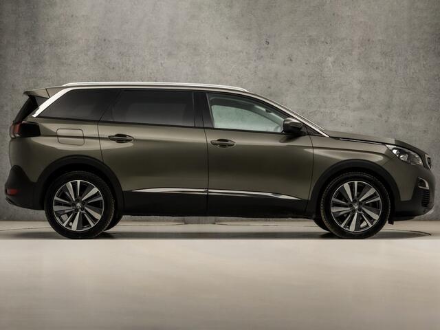 Peugeot 5008 1.2 PureTech Premium Sport 7 Persoons (APPLE CARPLAY, GROOT NAVI, MEMORY SEATS, STOELVERWARMING, LEDER, SPORTSTOELEN, GETINT GLAS, 360 CAMERA, ELEK ACHTERKLEP, NIEUWSTAAT)
