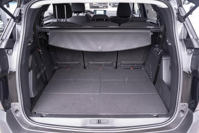 Peugeot 5008 1.5 HDI 7-pers. climate-controle cruise-controle LED-verlichting 17"-lmv PDC achter private-glas Navigatie camera dakrails STYLE-Pack