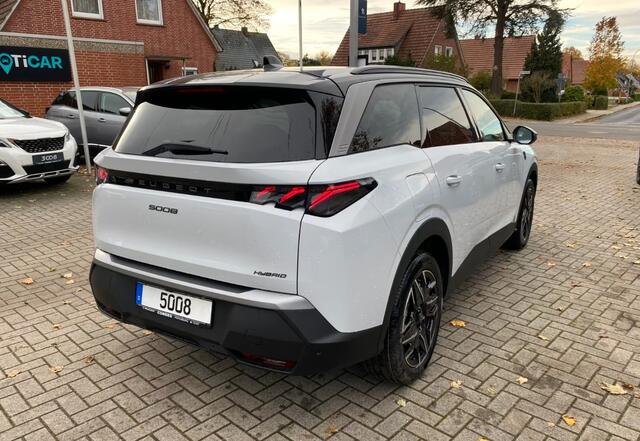 Peugeot 5008 1.2 Hybrid 145 GT Exclusive Trekhaak/7 persoons/Electr stoelverstelling.