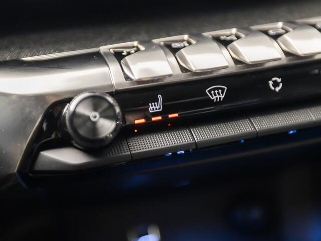 Peugeot 5008 1.2 PureTech Allure Sport 7 Persoons 131Pk Automaat (APPLE CARPLAY, GROOT NAVI, MEMORY SEATS, LEDER, STOELVERWARMING, 360 CAMERA, GETINT GLAS, NIEUWE APK, NIEUWSTAAT)