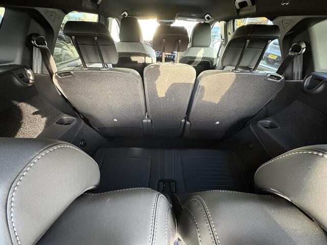 Peugeot 5008 1.2 Hybrid 145 GT |Automaat | Elektr. achterklep | Stoel- & stuurverwarming | 7 Persoons | Adaptieve Cruise Control | Navigatie | Achteruitrijcamera