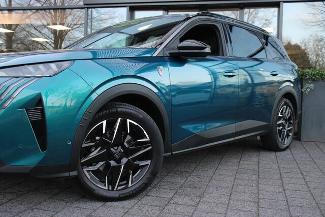 Peugeot 5008 1.2 Hybrid 145 GT 7P