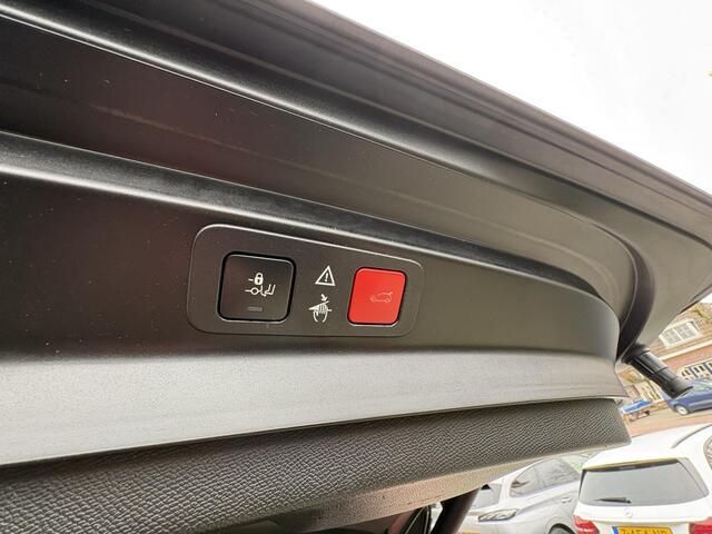 Peugeot 5008 1.2T 130pk Blue Lease GT-Line | Schuif-/kanteldak | Lederen bekleding | Stoelverwarming | Achteruitrijcamera | Full LED | Elektr. achterklep