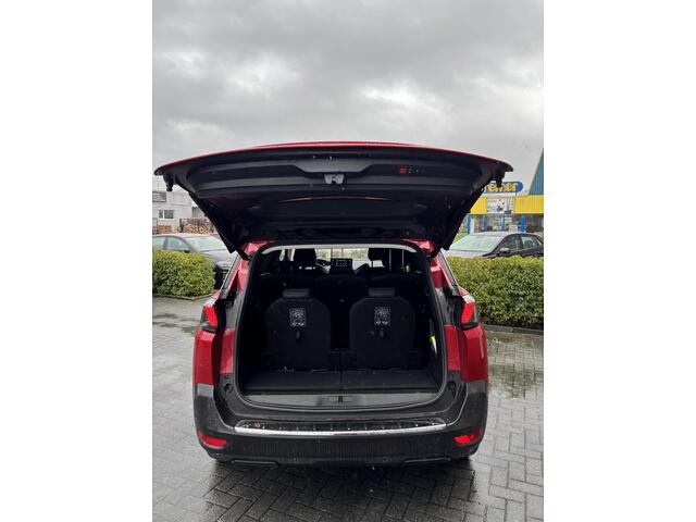 Peugeot 5008 1.2 PureTech Blue Lease Allure
