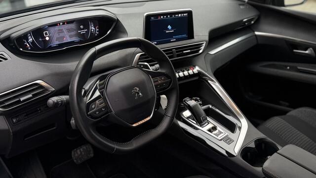 Peugeot 5008 1.2 PureT. BLue lease Premium. | Navi | 7-Persoons