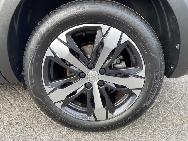 Peugeot 5008 130pk GT (Camera - LED - Keyless Entry - i-cockpit - 7 zits - Parkeersensoren V+A - Adaptieve Cruise Controle - Automatische Airco)