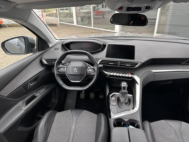 Peugeot 5008 1.2 PureTech *NAVI*CAM*HAAK*CRUISE*ECC*CARPLAY*7P