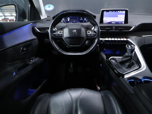 Peugeot 5008 1.2 PureTech Allure [TREKHAAK, APPLE CARPLAY, ANDROID AUTO, CRUISE CONTROL, SFEERVERLICHTING, 360 CAMERA, PDC V+A, 7-ZITTER, NIEUWSTAAT]