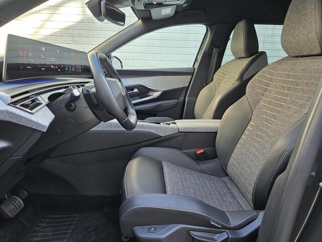 Peugeot 5008 Allure Pack 1.2 Hybrid 145pk e-DSC6 | PANORAMIC NAVIGATION | 7-ZITS | STOEL+STUURVERW. | KEYLESS ENTRY | ADAPTIVE CRUISE | ALL-SEASONBANDEN | 360° CAMERA | AGR-STOEL | ISOFIX |