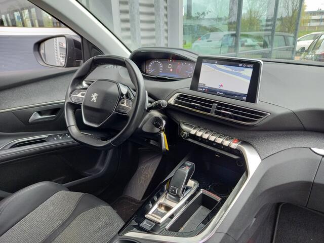 Peugeot 5008 1.2 PureTech Allure Avantage - NL AUTO - 1 EIGENAAR - DIST.RIEM IS VERV -
