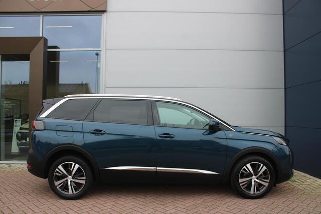 Peugeot 5008 1.2 PureTech 130pk Road Trip 7-zits Airco Navi Camera Carplay Nieuwstaat