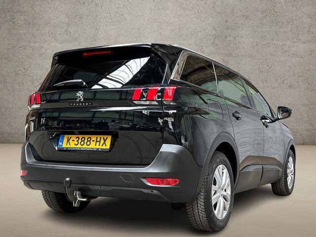 Peugeot 5008 1.2 PureTech Sport 7 Persoons Automaat (APPLE CARPLAY, GROOT NAVI, 360 CAMERA, TREKHAAK, SPORTSTOELEN, GETINT GLAS, CRUISE, NIEUWE APK, NIEUWSTAAT)