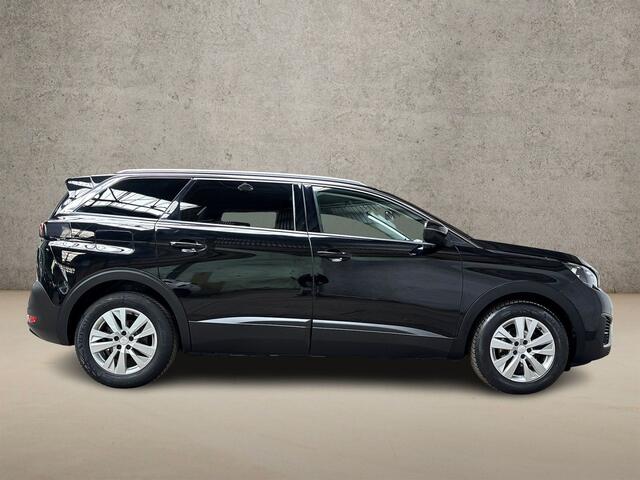 Peugeot 5008 1.2 PureTech Sport 7 Persoons Automaat (APPLE CARPLAY, GROOT NAVI, 360 CAMERA, TREKHAAK, SPORTSTOELEN, GETINT GLAS, CRUISE, NIEUWE APK, NIEUWSTAAT)