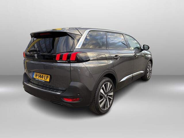 Peugeot 5008 1.2 Blue Lease Premium 7 persoons | Automaat | Stoelverwarming | Distributie is vervangen | Navi | Apple Android | Camera | Half Leer | LED |