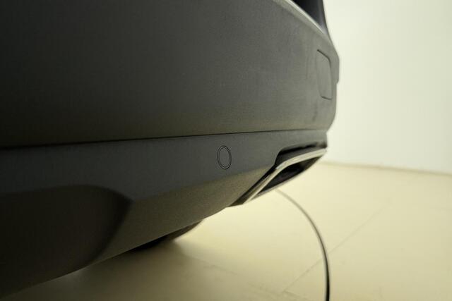 Peugeot 5008 1.2 PureTech GT Pack Business | Focal | Full led | Keyless entry en start | Apple carplay/Android auto | 19 inch lichtmetalen velgen | Elektrisch te openen kofferbak