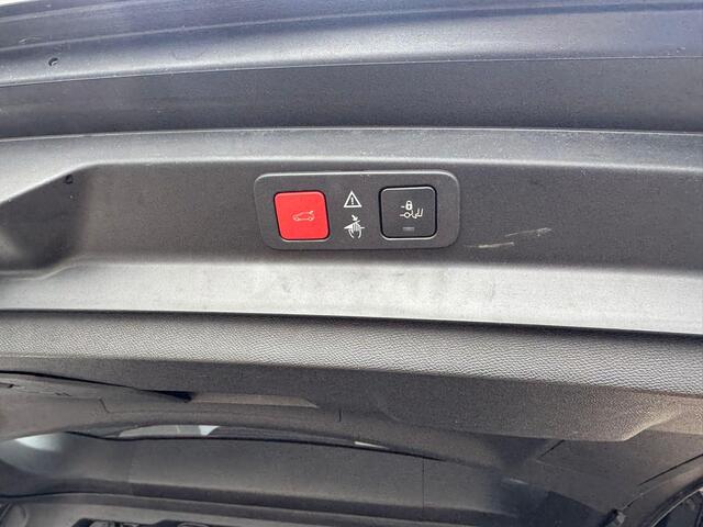 Peugeot 5008 1.2 PureTech Crossway | 7- persoons | Panoramadak | Apple CarPlay | Achteruitrijcamera | Airco | Elektrische ramen | APK tot 31-07-2026 |