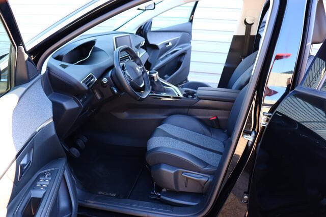 Peugeot 5008 1.2 PureTech Allure O.a: Keyless, Camera, PDC, Carplay, Clima, navi, Cruise, Etc. All-in prijs!