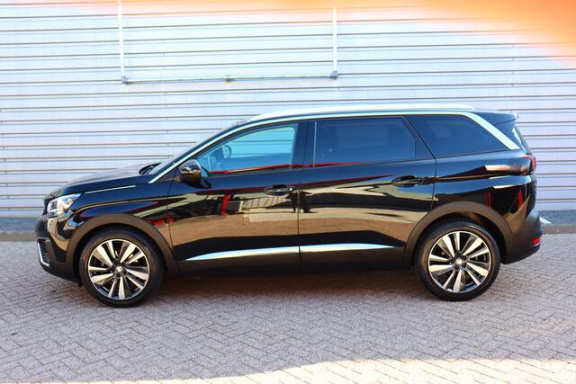 Peugeot 5008 1.2 PureTech Allure O.a: Keyless, Camera, PDC, Carplay, Clima, navi, Cruise, Etc. All-in prijs!