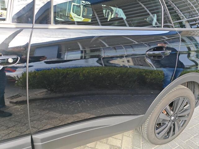 Peugeot 5008 1.2 Hybrid 136 GT ALL-INRIJKLAARPRIJS/Camera rondom/Black Pack/Keyless/Elektrische stoelverstelling