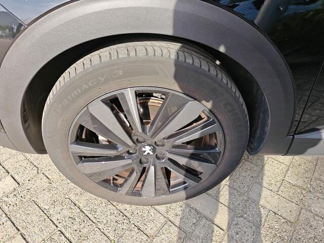 Peugeot 5008 1.2 Hybrid 136 GT ALL-INRIJKLAARPRIJS/Camera rondom/Black Pack/Keyless/Elektrische stoelverstelling