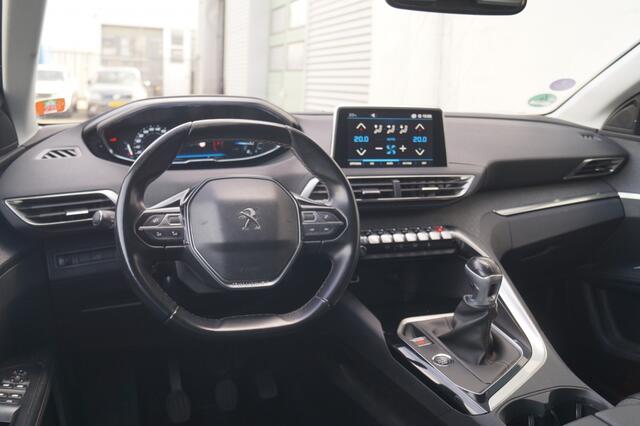 Peugeot 5008 1.2 PureTech Allure 7-persoons -NAVI-ECC-PDC-CRUISE-