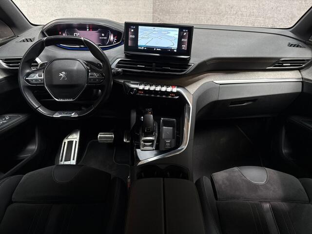 Peugeot 5008 1.2 PureTech GT-Line Automaat (MEMORY SEATS, FOCAL AUDIO, APPLE CARPLAY, 360 CAMERA, LEDER/ALCANTARA, ADAPTIVE CRUISE, STOELVERWARMING, KEYLESS, GETINT GLAS, LANE ASSIST, NIEUWSTAAT)