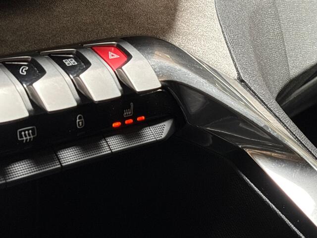 Peugeot 5008 1.2 PureTech GT-Line Automaat (MEMORY SEATS, FOCAL AUDIO, APPLE CARPLAY, 360 CAMERA, LEDER/ALCANTARA, ADAPTIVE CRUISE, STOELVERWARMING, KEYLESS, GETINT GLAS, LANE ASSIST, NIEUWSTAAT)