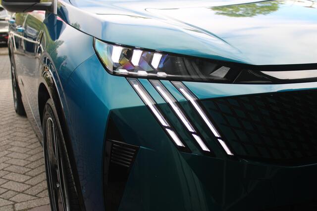 Peugeot 5008 e-5008 LAUNCH EDITION GT 325PK Dual Motor 73 kWh | PANORAMA SCHUIF / KANTELDAK | LEDEREN BEKLEDING NAPPA | ELEKTRISCH VERSTELBARE VOOR STOELEN, MET GEHEUGENFUNCTIE OP BESTUURDERSSTOEL | STOEL VERWARMING | STOEL MASAGE | ACHTERBANK VERWARMING | STUUR VERWA