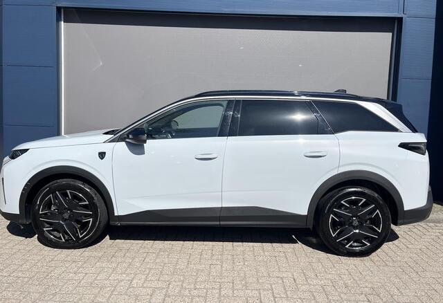 Peugeot 5008 1.2 Hybrid 145 PK GT | Meest Complete Uitvoering | 7-Zitplaatsen | Navigatie | Camera | Full LED Verlichting | Elektrische Kofferklep | Stoel- & Stuurverwarming | Adaptieve Cruise Control | 19" Lichtmetalen Velgen | Zwart Dak | Keyless Entry |