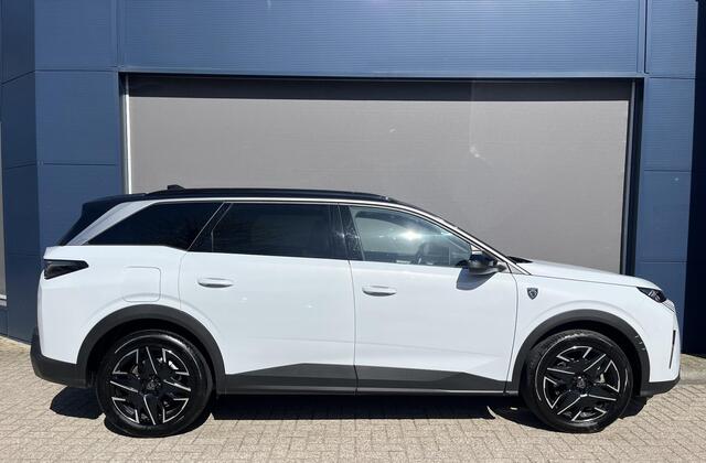 Peugeot 5008 1.2 Hybrid 145 PK GT | Meest Complete Uitvoering | 7-Zitplaatsen | Navigatie | Camera | Full LED Verlichting | Elektrische Kofferklep | Stoel- & Stuurverwarming | Adaptieve Cruise Control | 19" Lichtmetalen Velgen | Zwart Dak | Keyless Entry |