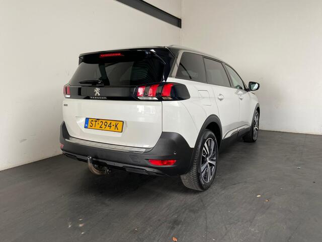 Peugeot 5008 1.2 PureTech Allure. Trekhaak!