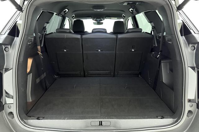 Peugeot 5008 1.2T 130pk Automaat GT | Stoelverwarming | Climate & Cruise Control | Blackpack |