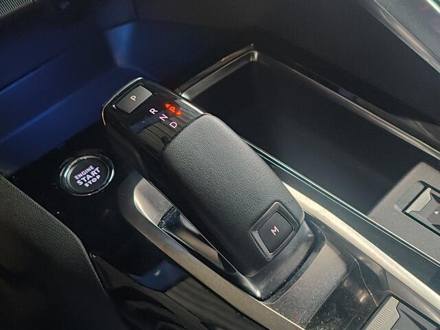 Peugeot 5008 1.2 PureTech Allure Pack Business 7 pers. uit 2023 Rijklaar + 12 maanden Bovag-garantie Henk Jongen Auto's in Helmond, al 50 jaar service zoals 't hoort!