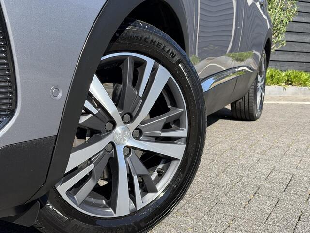 Peugeot 5008 Blue Lease Allure 1.2 PureTech 130PK EAT8 Automaat Navigatie, Achteruitrijcamera, Keyless, Afneembare Trekhaak, Apple Carplay, Android Auto