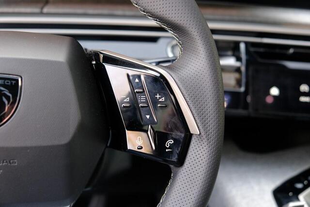 Peugeot 5008 1.2 Hybrid 145pk e-DCS6 GT 7 Persoons | Navi | App Connect | Adaptive Cruise | Panoramadak | Camera | Keyless | Stoelverwarming | Elektrische Achterklep | PDC