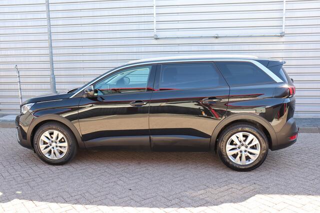 Peugeot 5008 1.2 PureTech Blue Lease Executive O.a: Trekhaak, Leder, Camera, Clima, Cruise, Navi, Etc. All-in prijs!